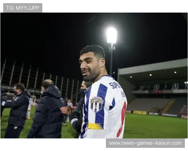 波尔图塔雷米后点补射为球队稳住优势