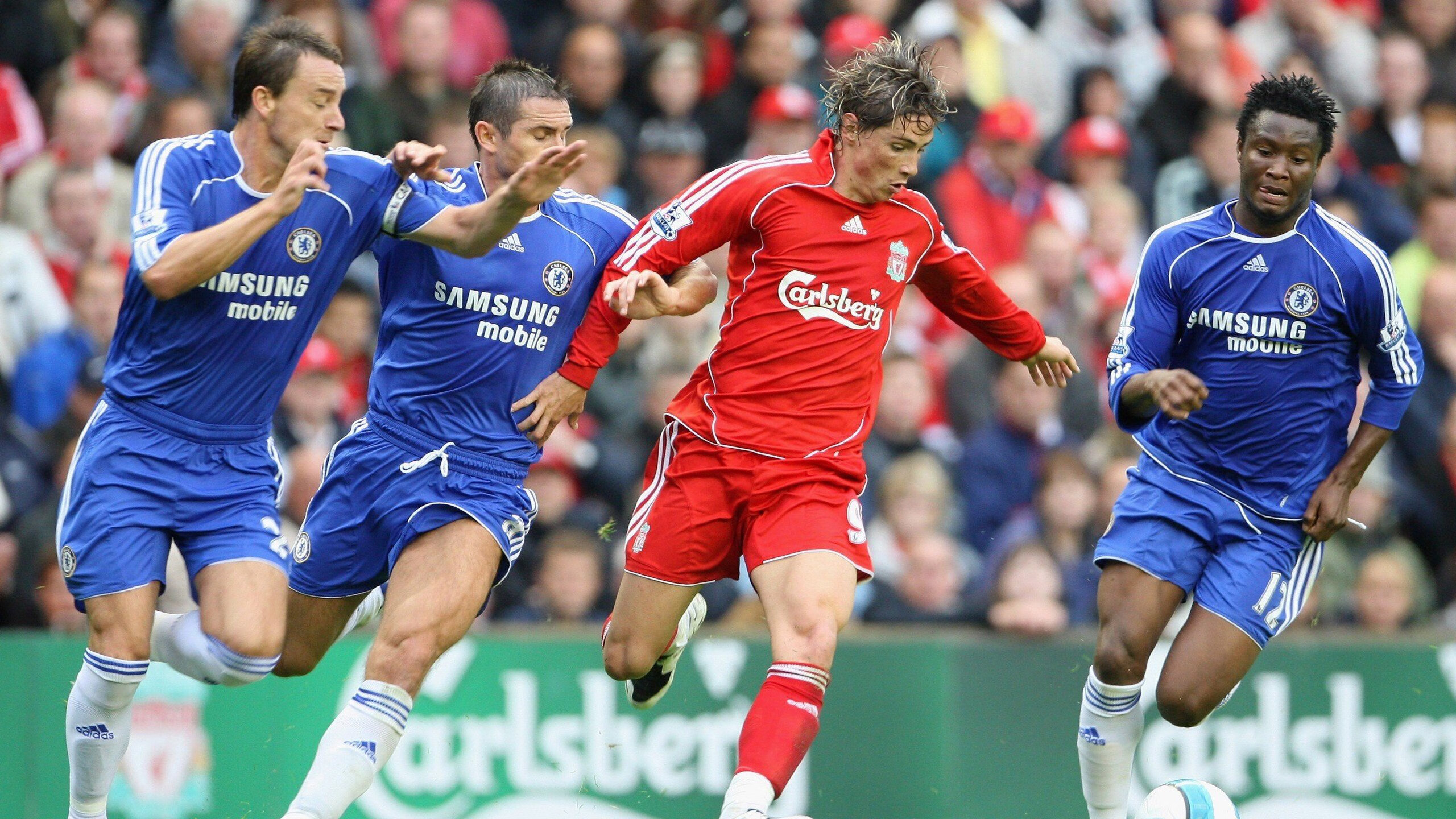 高校电竞联赛全球总决赛 中国战队夺冠引爆校园热潮